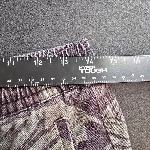 Qilo Men's WRMFZY Camo Leaf‎ Print Drawstring Waist Shorts Green Size Small - Picture 8 of 10